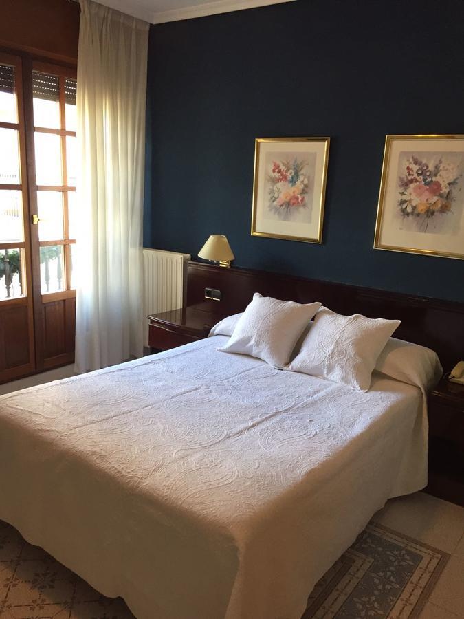 Hostal Santa Maria 卡卡韦洛斯 外观 照片